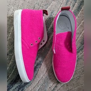 Men's hot pink Del Toro felt Chukka sneakers